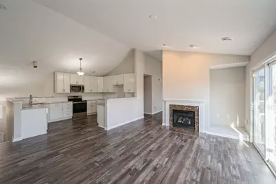 7615 Elm Grove Avenue #612, New Hope, MN 55428 - Photo 6