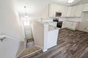 7615 Elm Grove Ave, New Hope, MN 55428 - Photo 2