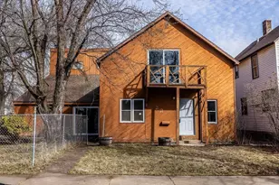 221 W Howard St, Hibbing, MN 55746 - Photo 1