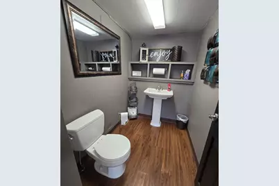 223 W Main Street, Pipestone, MN 56164 - Photo 12