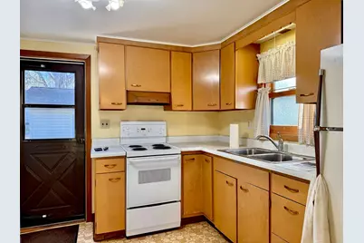 685 Main Street W, Isle, MN 56342 - Photo 4