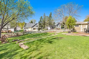 890 Winterberry Ct, Woodbury, MN 55125 - Photo 32
