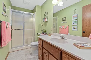 890 Winterberry Ct, Woodbury, MN 55125 - Photo 22