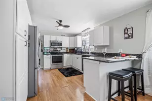 1137 Campbell Ave, Detroit Lakes, MN 56501 - Photo 14