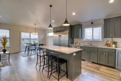 2577 69th Avenue S, Fargo, ND 58104 - Photo 10