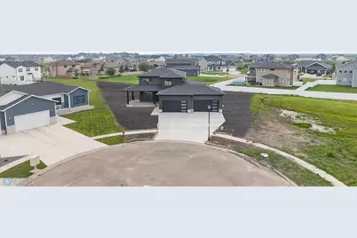 951 50th Avenue W, West Fargo, ND 58078 - Photo 2