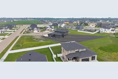 951 50th Avenue W, West Fargo, ND 58078 - Photo 52