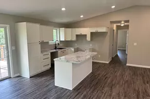 56626 Birchwood Dr, Warroad, MN 56763 - Photo 18