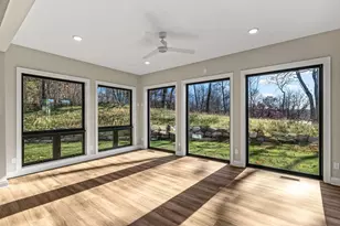 4729 Linden Cove Ln, Savage, MN 55378 - Photo 12