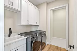 4729 Linden Cove Ln, Savage, MN 55378 - Photo 32