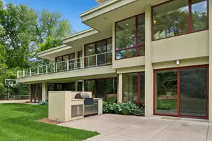 685 Hidden Creek Trail, Mendota Heights, MN 55118 - Photo 24