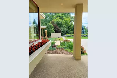 685 Hidden Creek Trail, Mendota Heights, MN 55118 - Photo 70