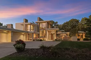 685 Hidden Creek Trail, Mendota Heights, MN 55118 - Photo 2