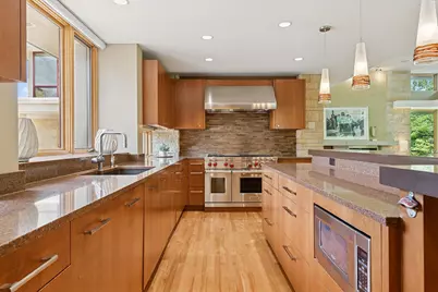 685 Hidden Creek Trail, Mendota Heights, MN 55118 - Photo 50