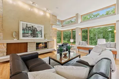 685 Hidden Creek Trail, Mendota Heights, MN 55118 - Photo 6