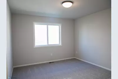 6709 Meadow View Drive S, Fargo, ND 58104 - Photo 16