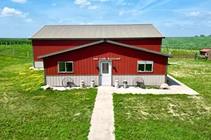 10599 State Hwy 56, Le Roy, MN 55951 - Photo 36