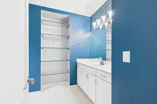 300 Wall St, Saint Paul, MN 55101 - Photo 8