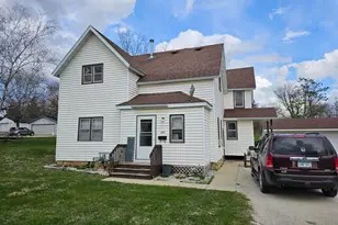 517 Warren Ave, Spring Valley, MN 55975 - Photo 1