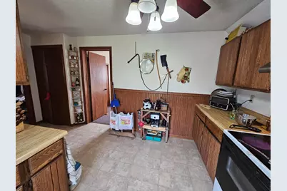 517 Warren Avenue, Spring Valley, MN 55975 - Photo 24