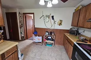 517 Warren Ave, Spring Valley, MN 55975 - Photo 24