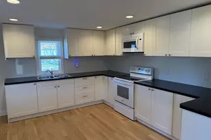 436 Adams St SE, Hutchinson, MN 55350 - Photo 2