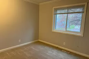 4326 Buckingham Ct, Vadnais Heights, MN 55127 - Photo 10