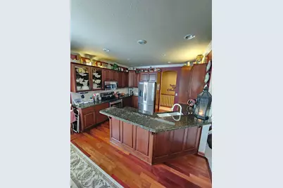 1808 Creekside Drive NE, Owatonna, MN 55060 - Photo 12