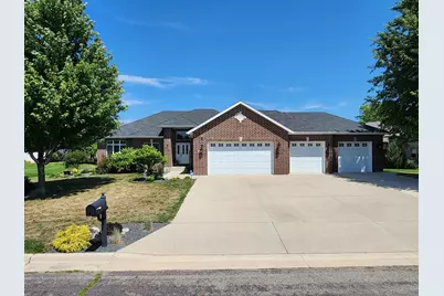1808 Creekside Drive NE, Owatonna, MN 55060 - Photo 1