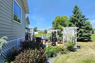 1808 Creekside Dr NE, Owatonna, MN 55060 - Photo 4