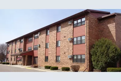 11 Park Street N #119, Fairfax, MN 55332 - Photo 2