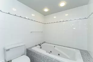 600 4th St SW, Rochester, MN 55902 - Photo 20