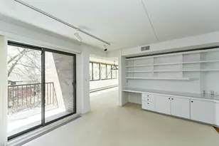 600 4th St SW, Rochester, MN 55902 - Photo 8