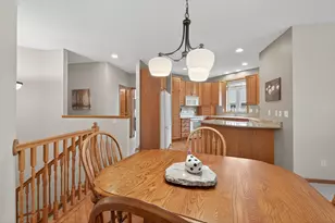 8821 Preserve Pl, Savage, MN 55378 - Photo 10