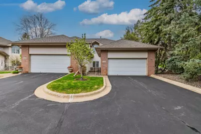 5541 W 70th Street, Edina, MN 55439 - Photo 2