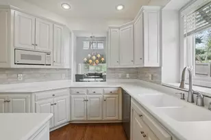 5541 W 70th St, Edina, MN 55439 - Photo 28