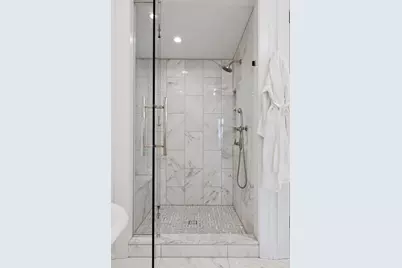 1111 W River Parkway #31B, Minneapolis, MN 55415 - Photo 28