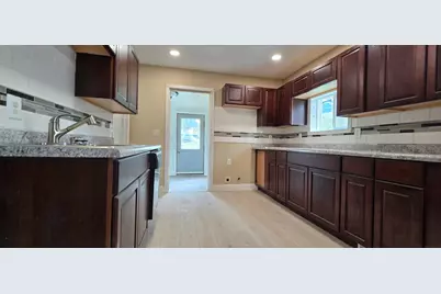 1133 Miller Avenue, Windom, MN 56101 - Photo 8