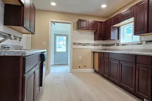 1133 Miller Ave, Windom, MN 56101 - Photo 8