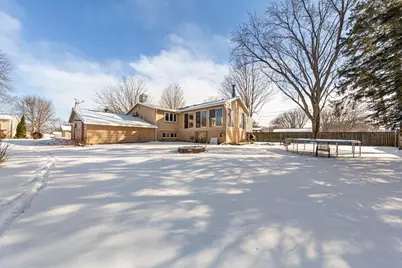 1020 Swanhill Drive, Albert Lea, MN 56007 - Photo 6