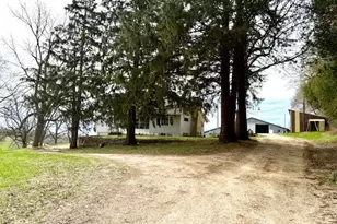 15497 Meiners Rd, Caledonia, MN 55921 - Photo 2