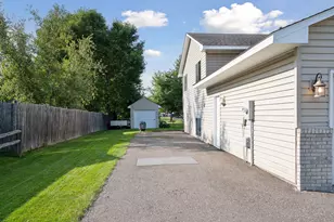 10555 56th St NE, Albertville, MN 55301 - Photo 36