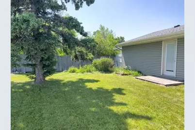 53 Edwards Drive, Silver Bay, MN 55614 - Photo 4