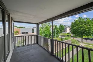 909 22nd Ave NE, Minneapolis, MN 55418 - Photo 32