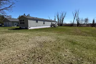 610 Tamarack St, Badger, MN 56714 - Photo 22