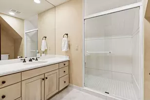 4708 Annaway Dr, Edina, MN 55436 - Photo 68