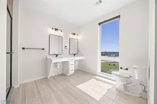 234 Main Ave, Fargo,  58103 - Photo 18