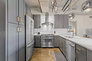 728 3rd Street N, Minneapolis, MN 55401 - Photo 2