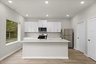 689 Aspen Ln, Montrose, MN 55363 - Photo 4