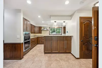 21 Red Fox Road, North Oaks, MN 55127 - Photo 26